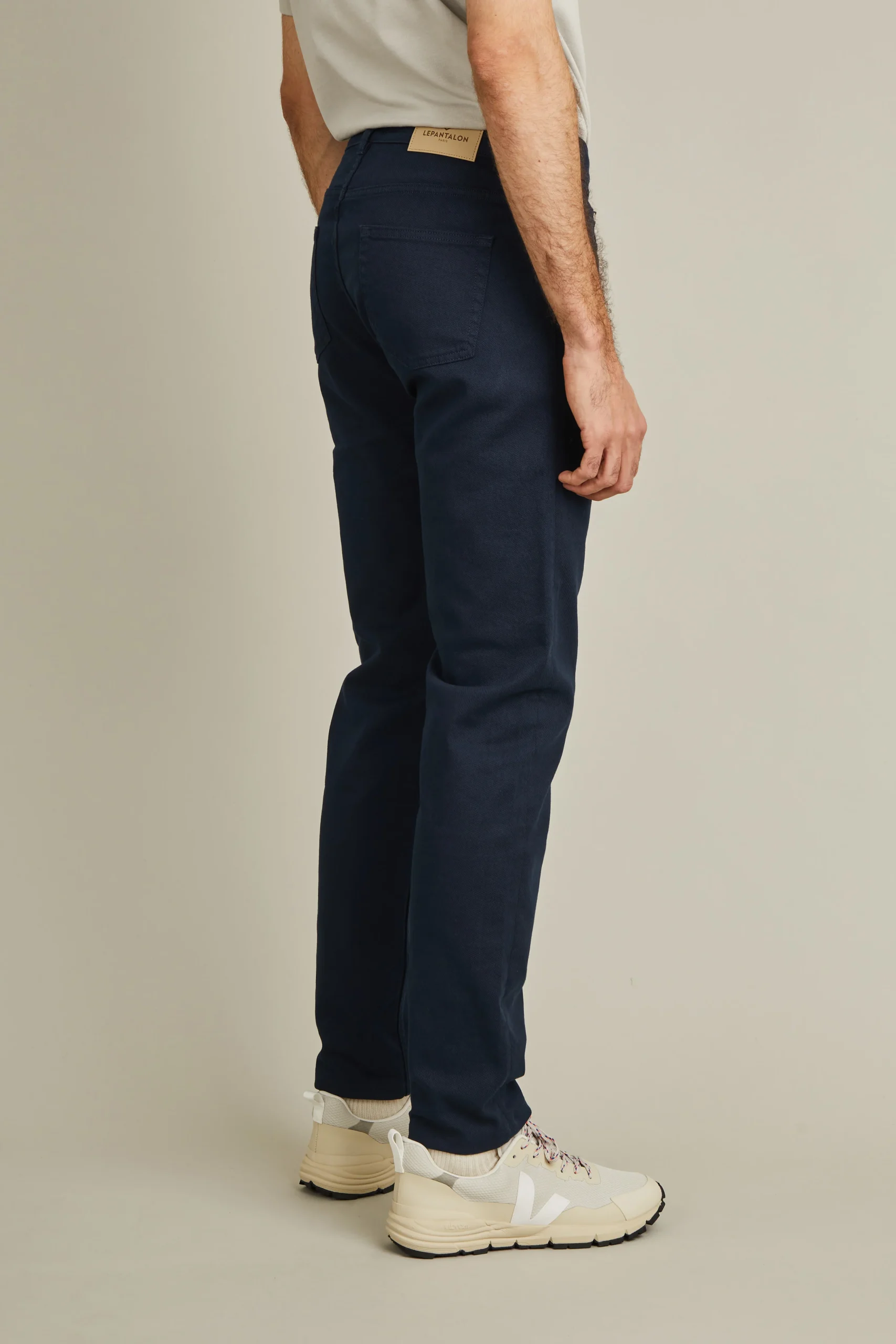 Jean coloré bleu marine – Image 5