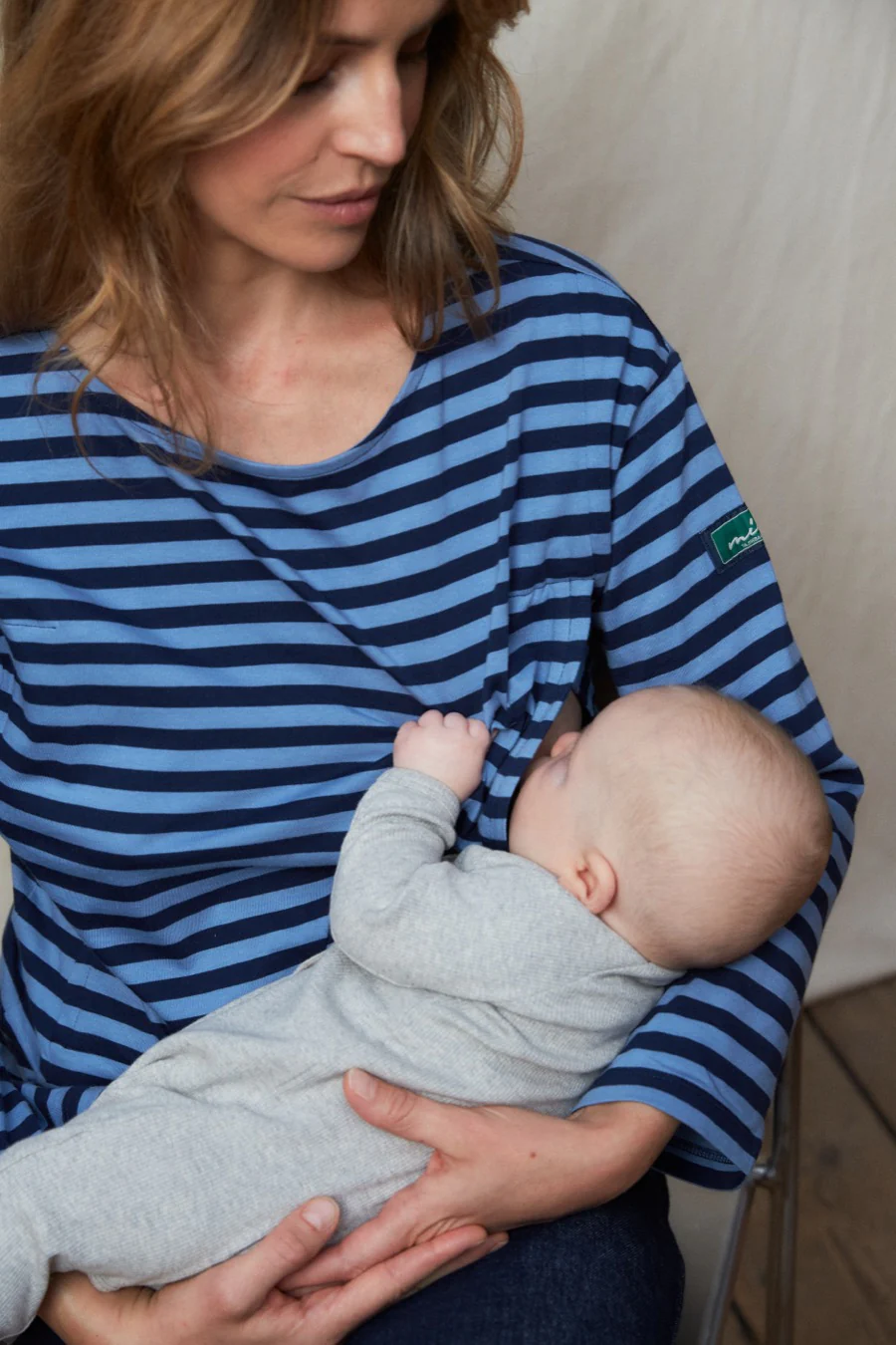 T-shirt Allaitant Manches Longues Milk – Image 2